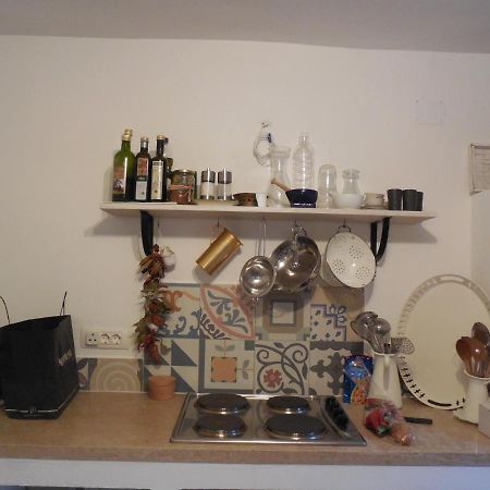 Steinhaus Mit Terrasse Apartment โรวีน ภายนอก รูปภาพ